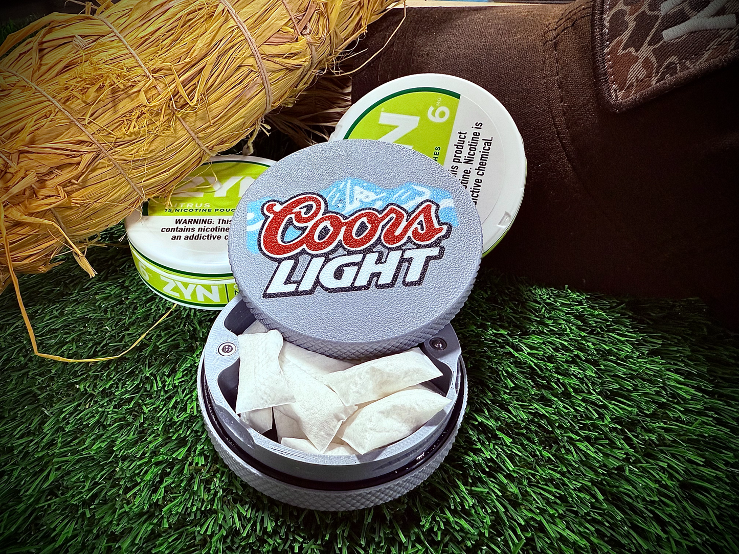 CUURS LAIGHT